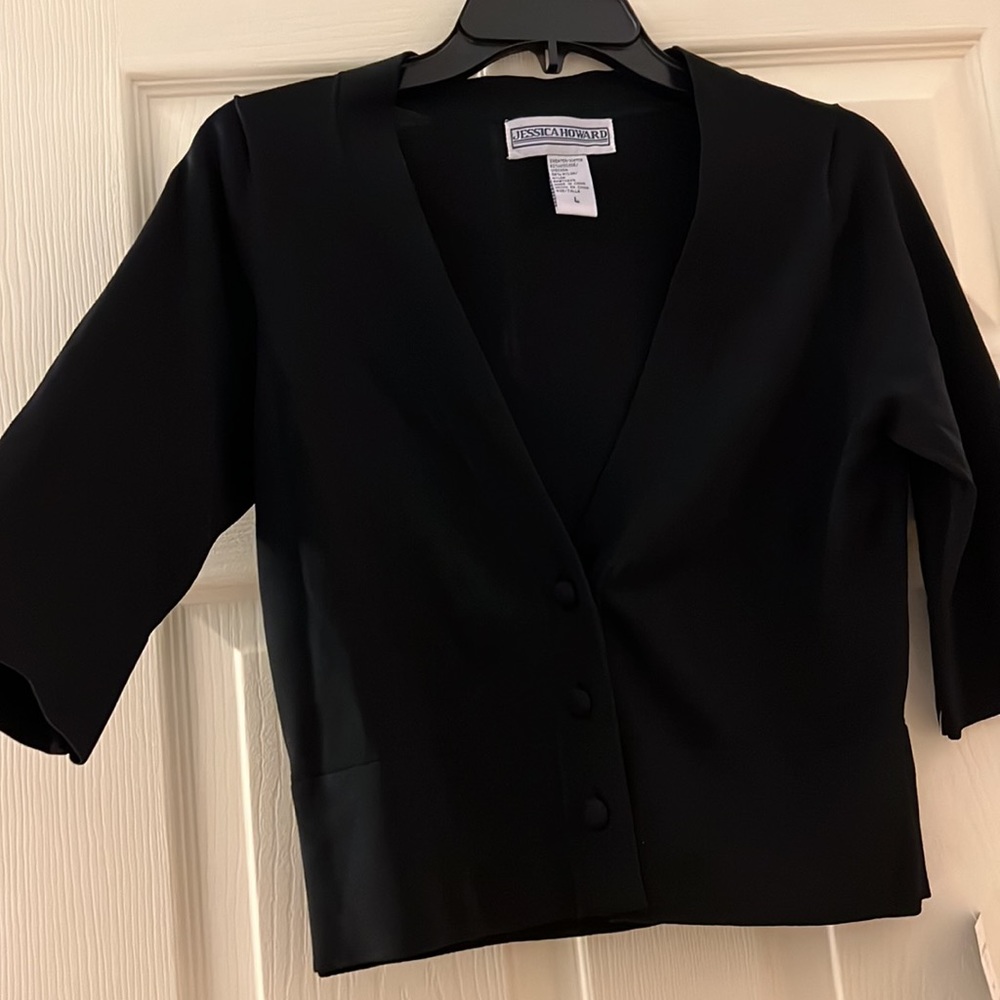 Blazer - Picture 2 of 4